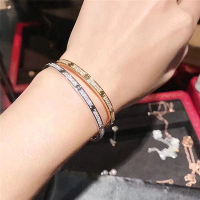 China C New collection full sky star bracelet  Love bracelet, 18K gold. With a screwdriver. Jewelry factory in Shenzhen, China supplier