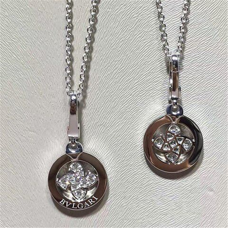 Real low price and high quality jewels B diamond necklace 18k gold